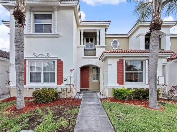 1033 NE 42nd Pl, Homestead, FL 33033