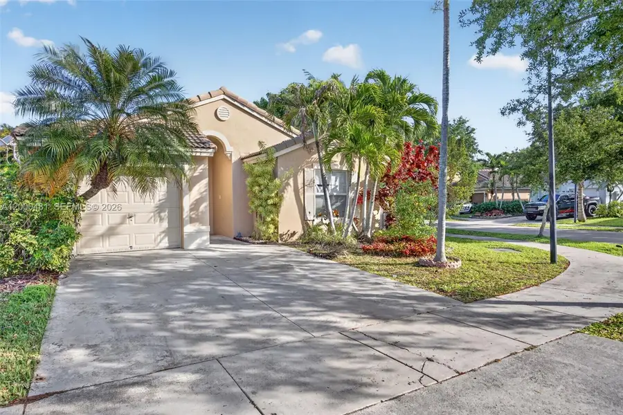 2073 SE 13th St, Homestead, FL 33035 - #2