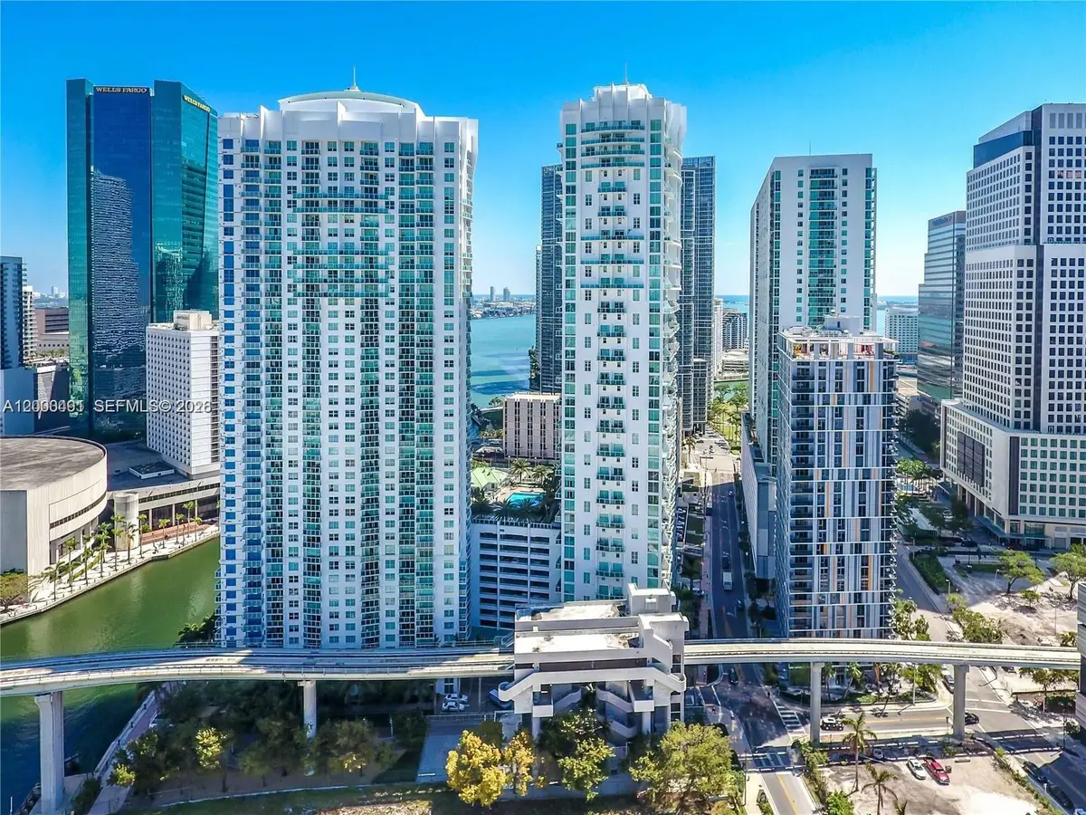 31 SE 5th St #4212, Miami, FL 33131 - #1