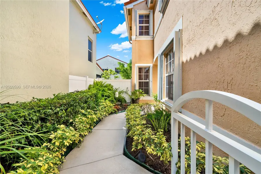 10840 NW 46th Dr, Coral Springs, FL 33076 - #3