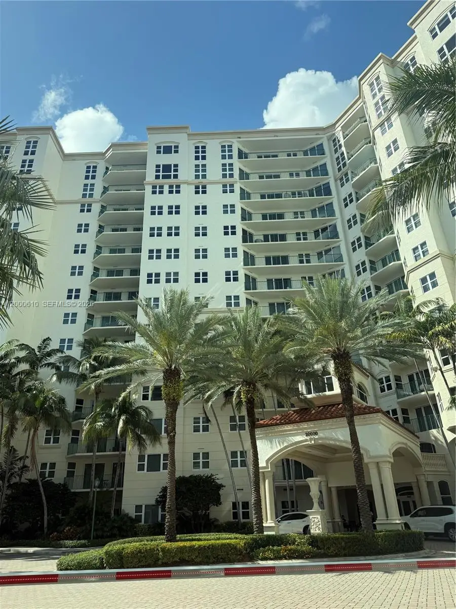 20000 E Country Club Dr #PH09, Aventura, FL 33180 - #2