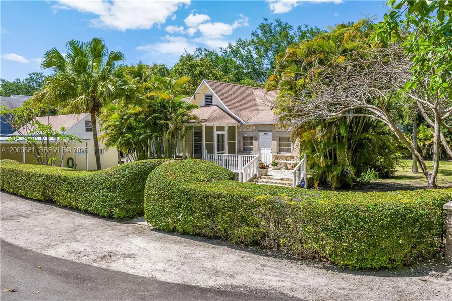 7201 SW 166th St, Palmetto Bay, FL 33157 - #2