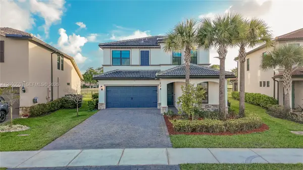 8108 NW 78th St, Tamarac, FL 33321