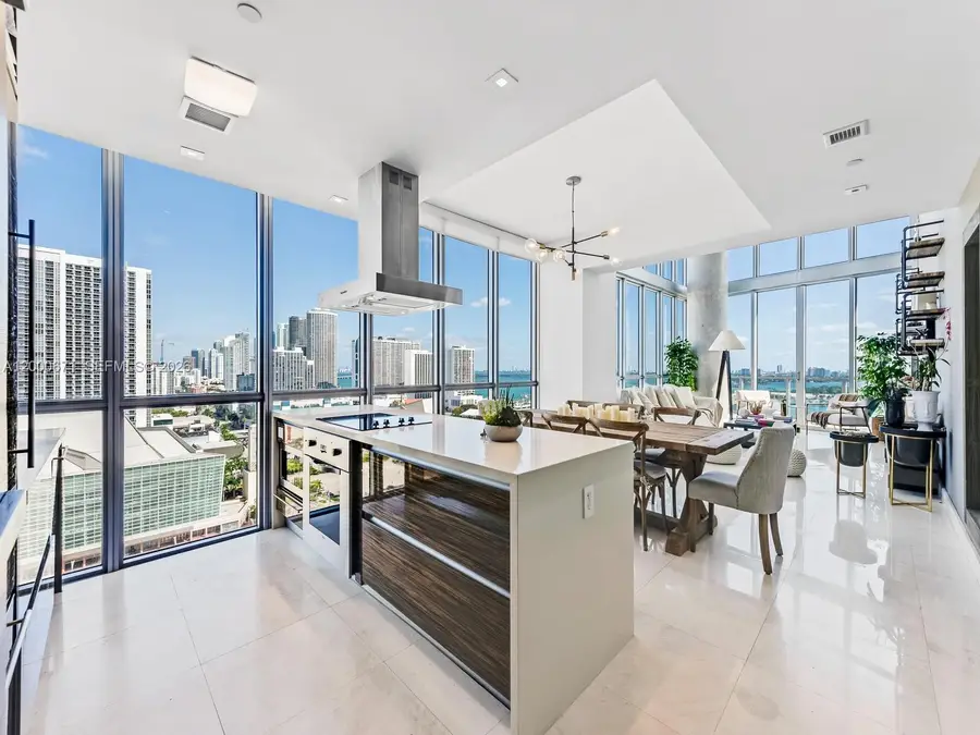 1100 Biscayne Blvd #2105, Miami, FL 33132 - #2