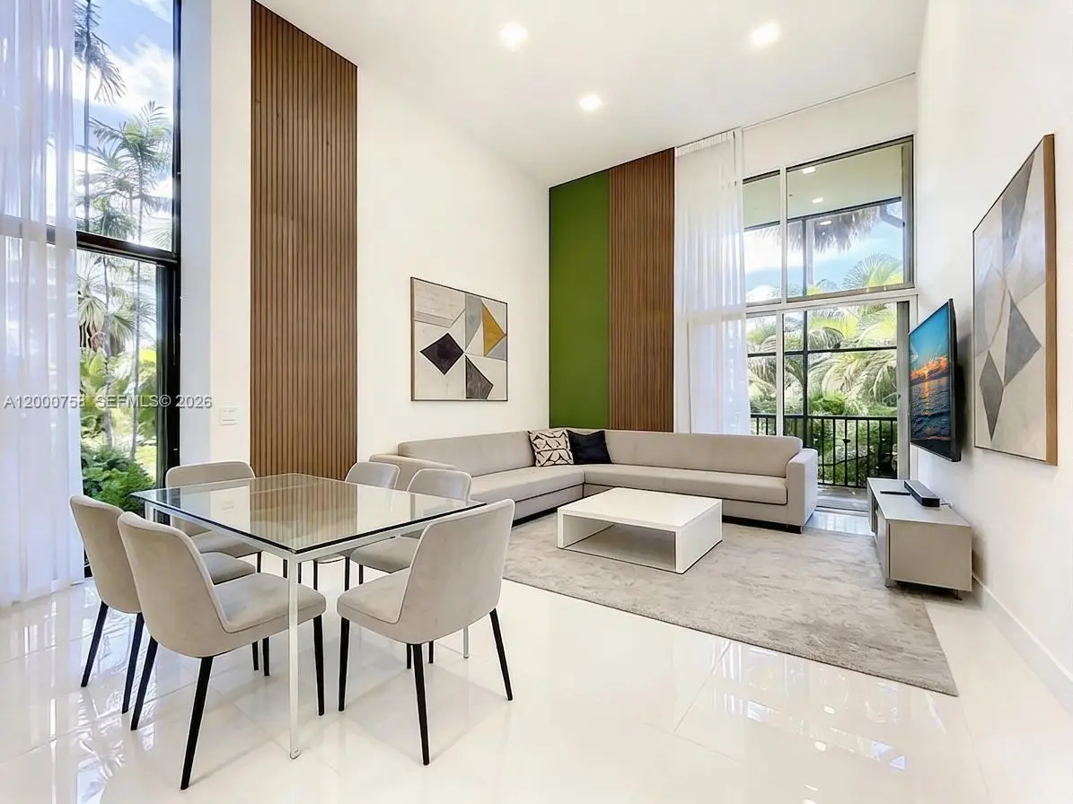 20329 W Country Club Dr #TH10, Aventura, FL 33180 - #1