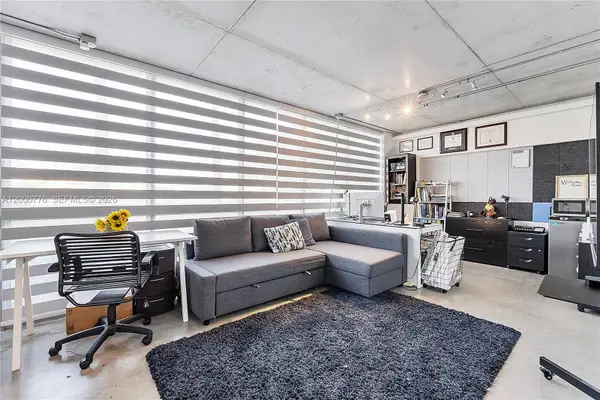 2100 Van Buren St #102, Hollywood, FL 33020