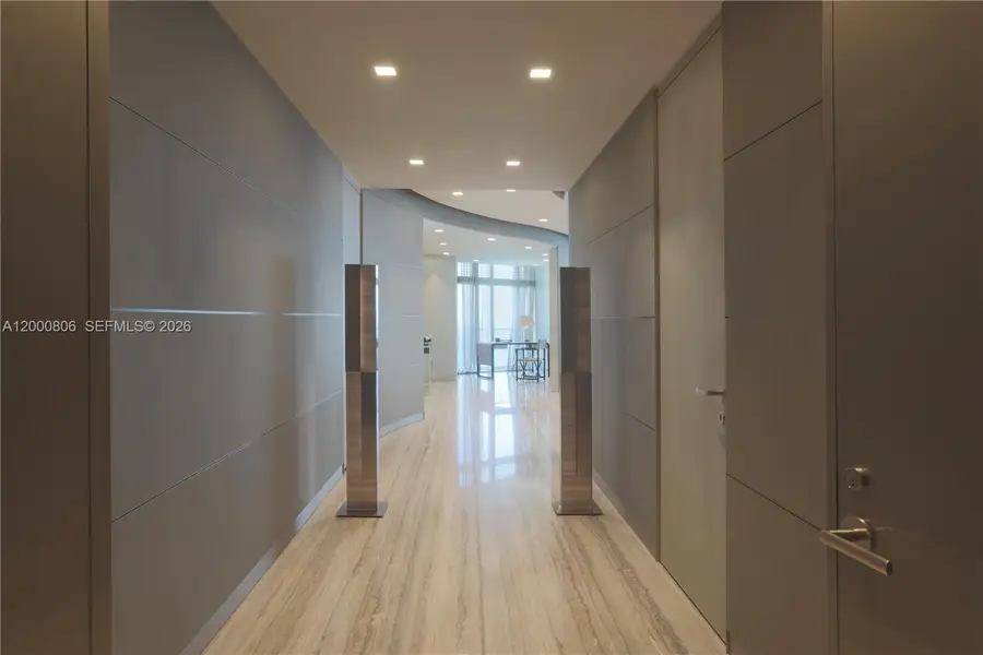 18975 Collins Ave #4800, Sunny Isles Beach, FL 33160 - #2