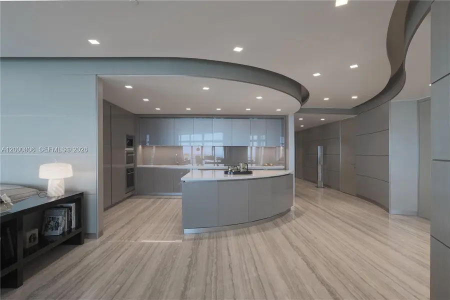 18975 Collins Ave #4800, Sunny Isles Beach, FL 33160 - #3