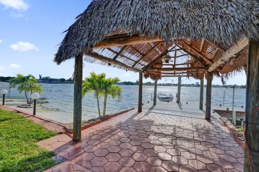 17501 NW 85th Ave, Hialeah, FL 33015 - #2