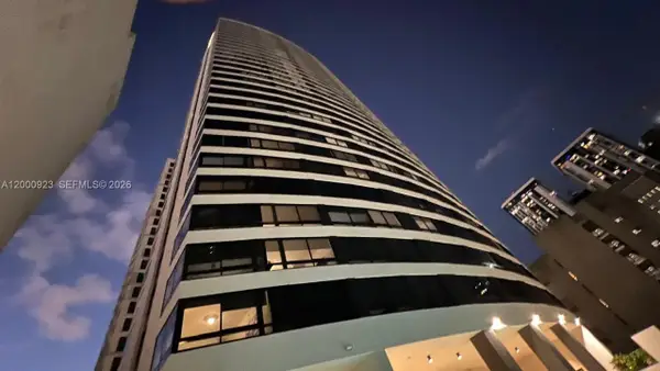 225 N Miami Ave #212, Miami, FL 33128