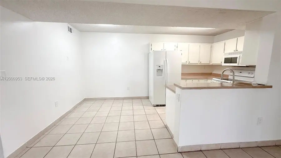 9491 S Palm Cir S #103, Pembroke Pines, FL 33025 - #3