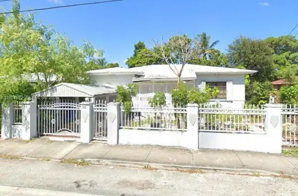 111 NW 52nd St, Miami, FL 33127