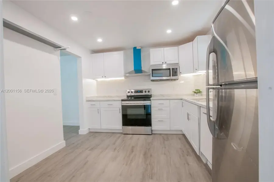 300 S Luna Ct #2, Hollywood, FL 33021 - #2