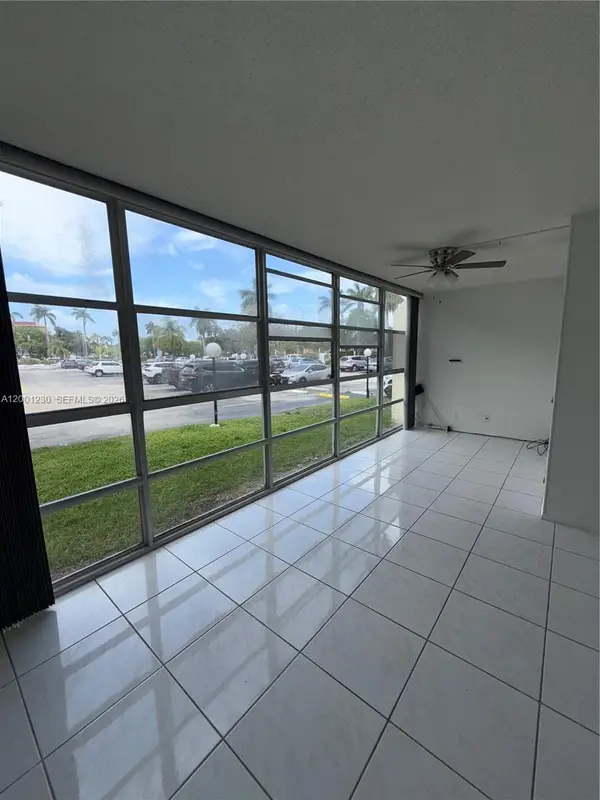801 Three Islands Blvd #109, Hallandale Beach, FL 33009