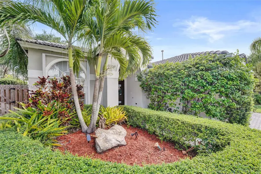 1445 NW 143rd Ave, Pembroke Pines, FL 33028 - #3