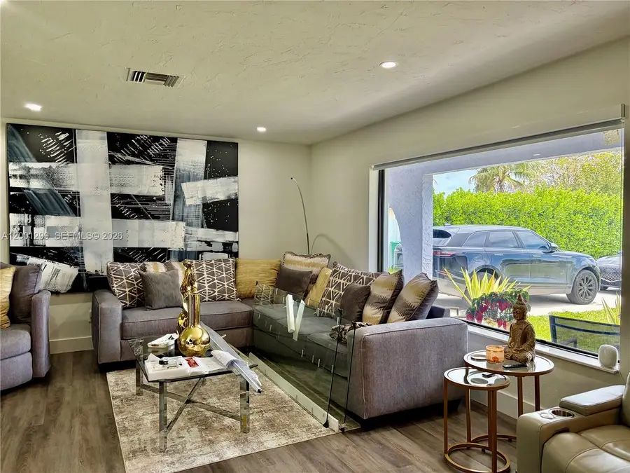 11893 SW 197th St, Miami, FL 33177 - #3