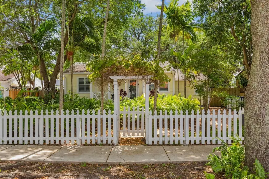 6382 SW 38th St, Miami, FL 33155 - #2