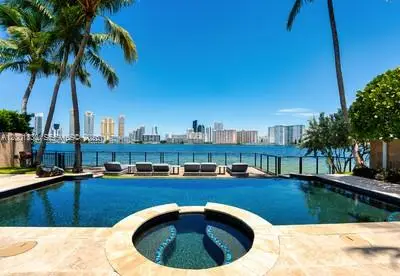 3916 Island Estates Dr, Aventura, FL 33160 - #2