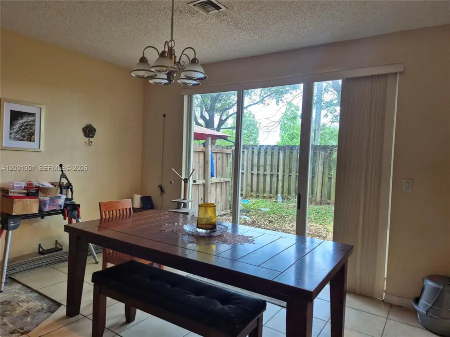 921 NE 42nd Pl, Homestead, FL 33033 - #3