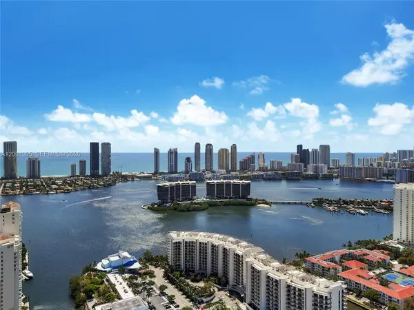 3131 NE 188th St #1-808, Aventura, FL 33180