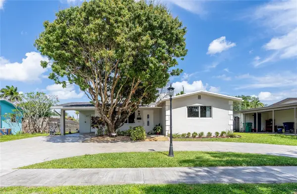 5040 SW 94th Ter, Cooper City, FL 33328