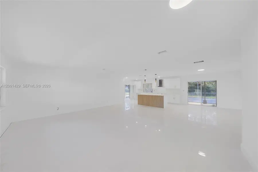 1320 NW 72nd Ave, Plantation, FL 33313 - #2