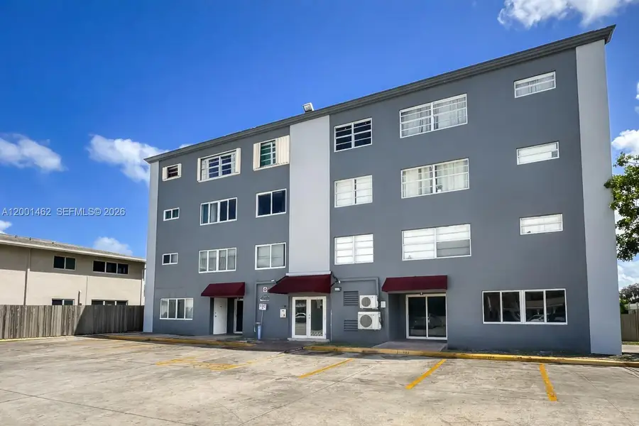 1060 Crystal Lake Dr #401, Deerfield Beach, FL 33064 - #2