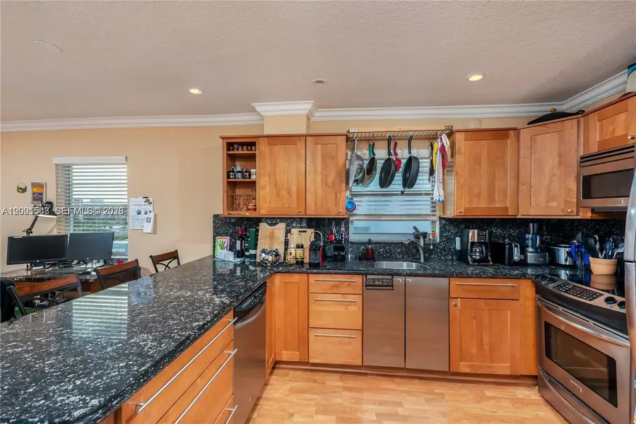 1000 Michigan Ave #704, Miami Beach, FL 33139 - #2