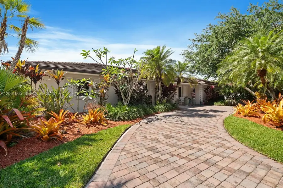 10740 SW 74th Ct, Pinecrest, FL 33156 - #2