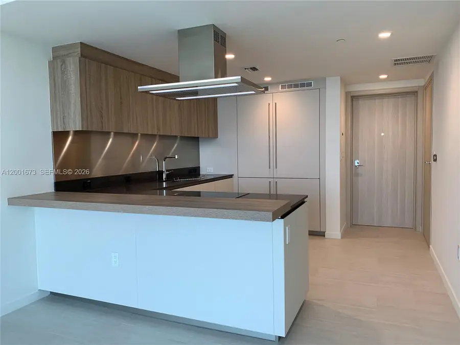 1000 Brickell Plz #3904, Miami, FL 33131 - #2