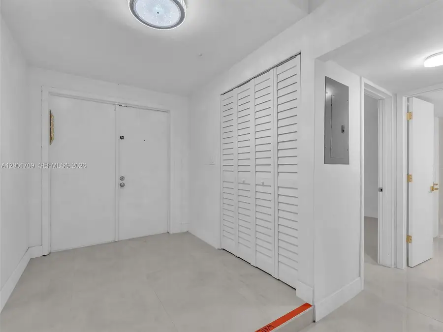 3427 Atlanta Dr, Hollywood, FL 33021 - #2