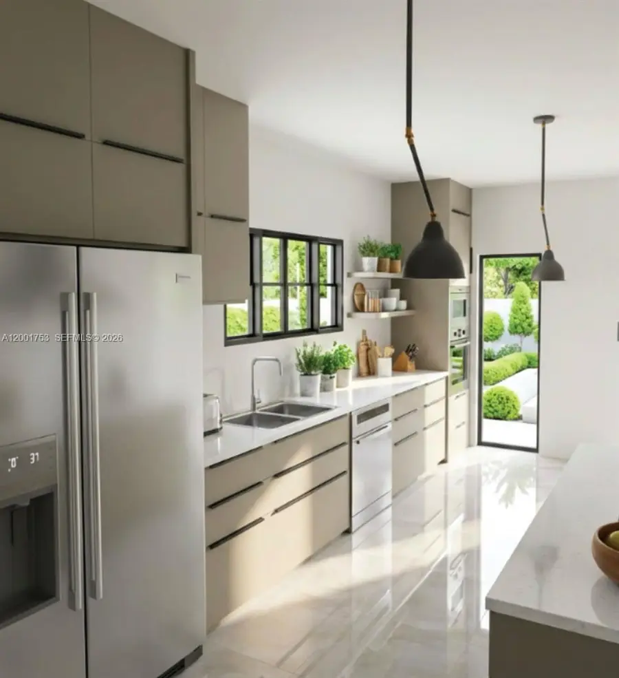 817 Lorca St, Coral Gables, FL 33134 - #3