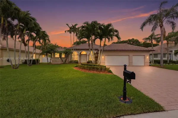 6113 NW 53rd Cir, Coral Springs, FL 33067