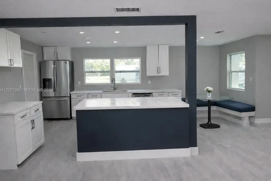 1905 S Village Ave, Tampa, FL 33612 - #2