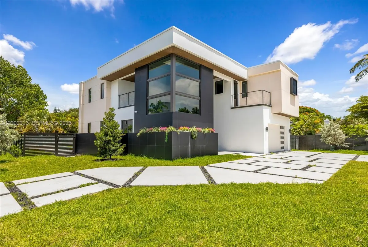 750 NE 16th Ave, Fort Lauderdale, FL 33304 - #1