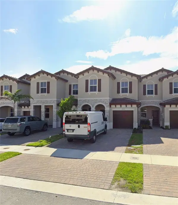 12525 NW 23rd Pl, Miami, FL 33167