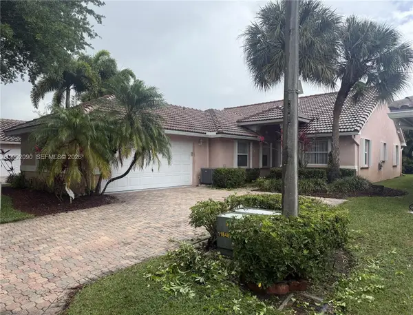 5291 Grande Palm Cir, Delray Beach, FL 33484