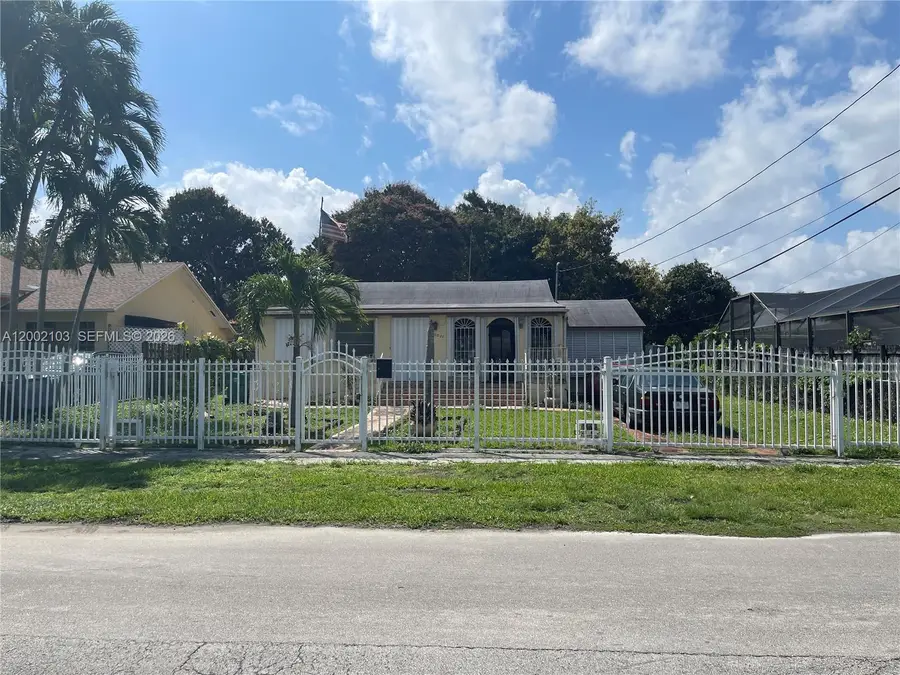10820 NE 5th Ave, Miami, FL 33161 - #2