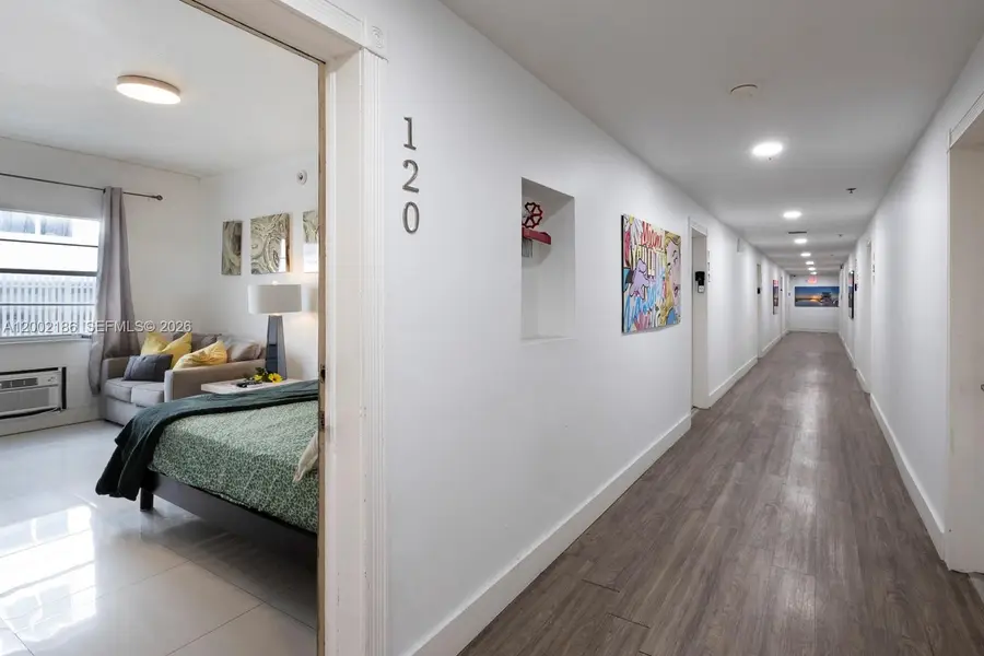 335 Ocean Dr #120, Miami Beach, FL 33139 - #3