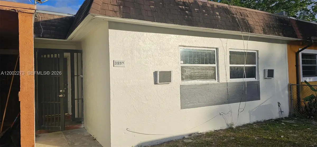 3932 NW 207th St Rd, Miami Gardens, FL 33055 - #1