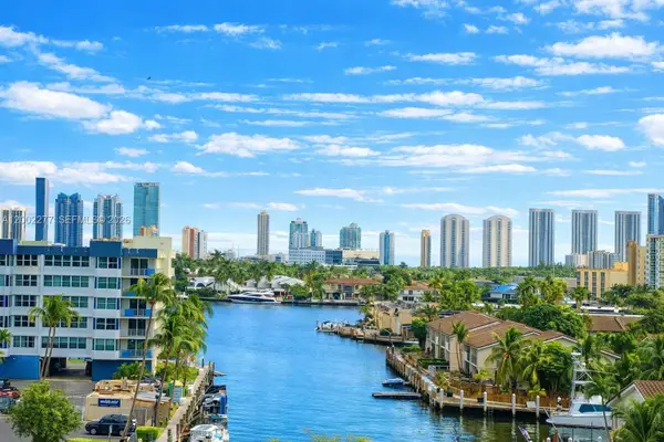 16508 NE 26th Ave #601, North Miami Beach, FL 33160