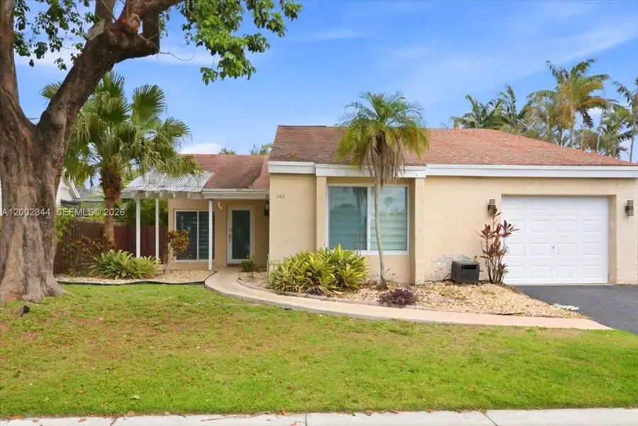 500 SW 167th Ter, Weston, FL 33326 - #2