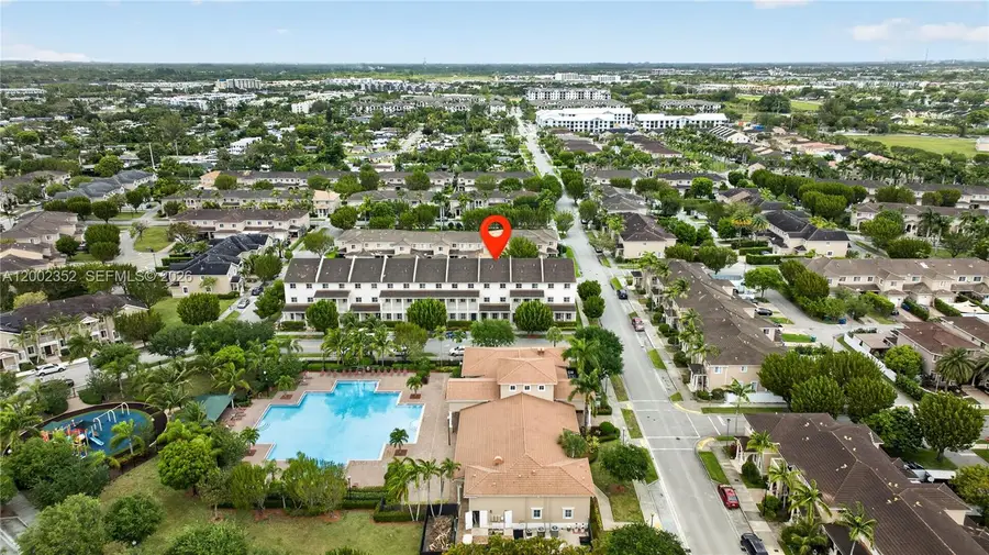 14213 SW 274th St, Homestead, FL 33032 - #2