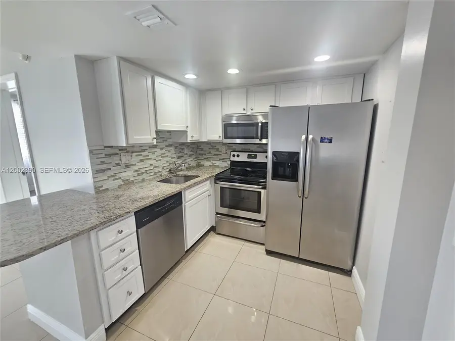 734 Executive Center Dr #12, West Palm Beach, FL 33401 - #3