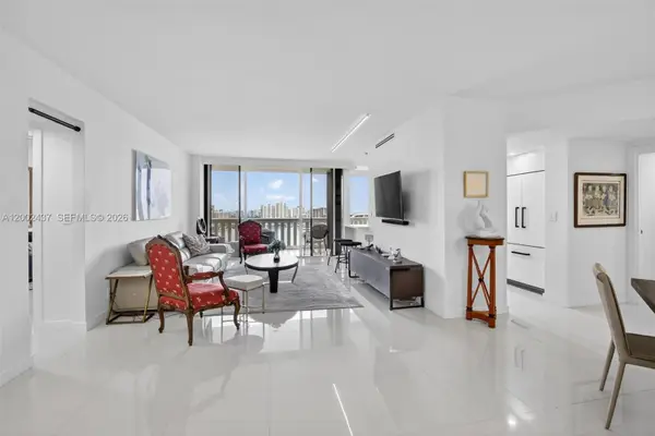 3000 Island Blvd #2404, Aventura, FL 33160