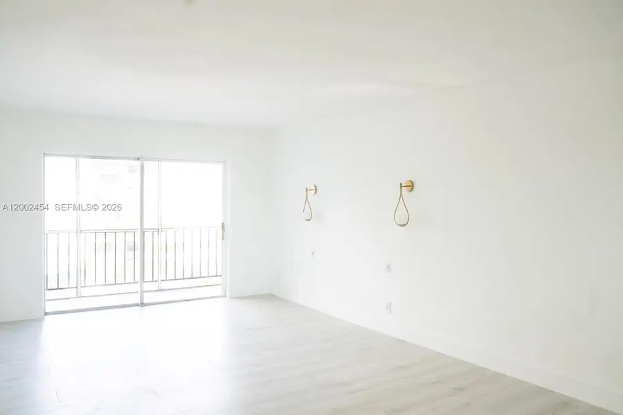 220 SW 9th Ave #306, Hallandale Beach, FL 33009 - #3