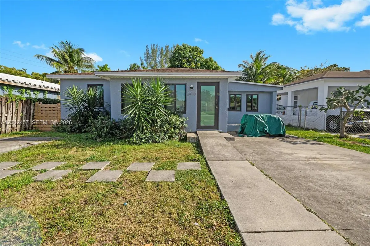 2410 Jackson St, Hollywood, FL 33020 - #1
