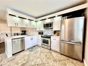 5801 Wheatley Ct, Boynton Beach, FL 33436 - #3