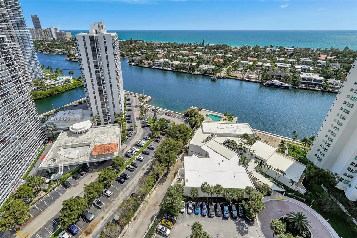 20281 E Country Club Dr #2104, Aventura, FL 33180 - #1