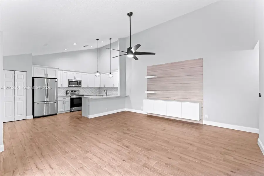 504 Timberlane Cir, Greenacres, FL 33463 - #2